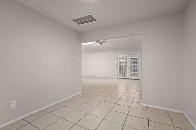 Building Photo - 16614 Red Gully Dr