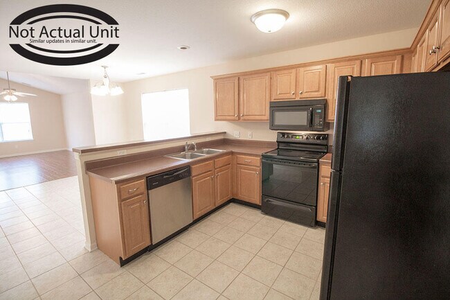 Building Photo - 1881 Harmony St