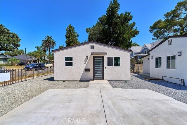 Building Photo - 710 N El Molino Ave