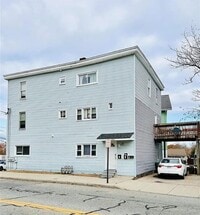 Building Photo - 220 Logee St