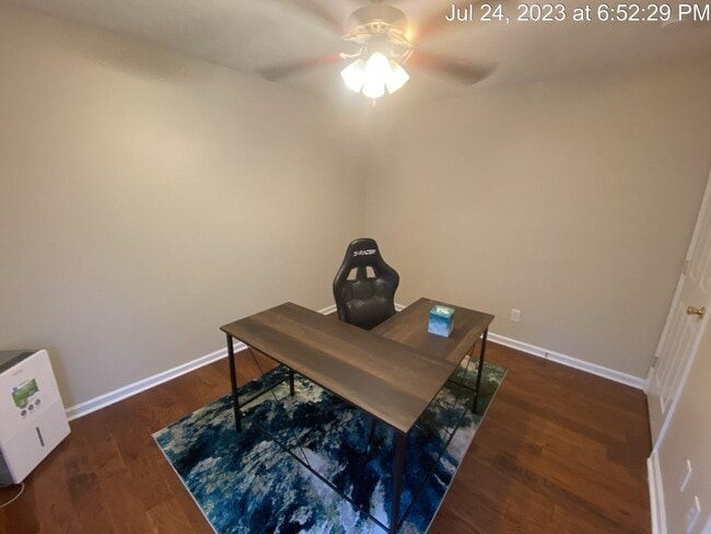 Building Photo - 413 Rushmore Ct