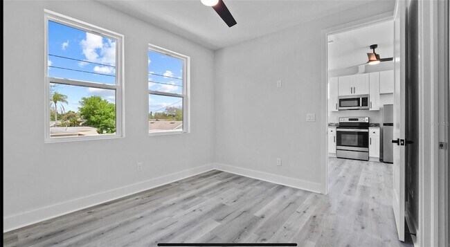 Building Photo - 3835 2nd Ave N