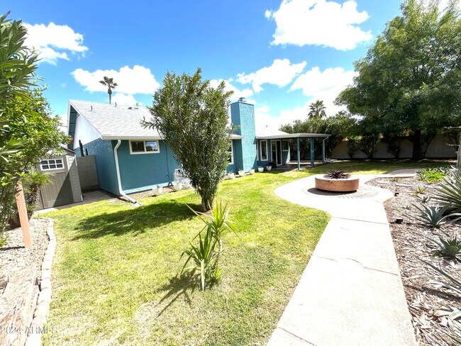 Building Photo - 34 S Rita Ln