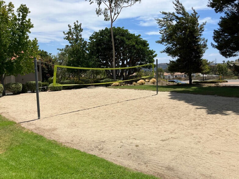 Building Photo - 6915 Quail Pl