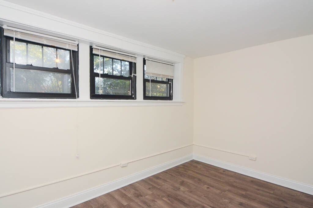 Building Photo - 2526 N Kedzie Blvd