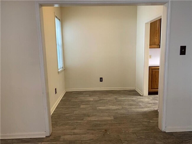 Building Photo - 2529 Rio Grande St