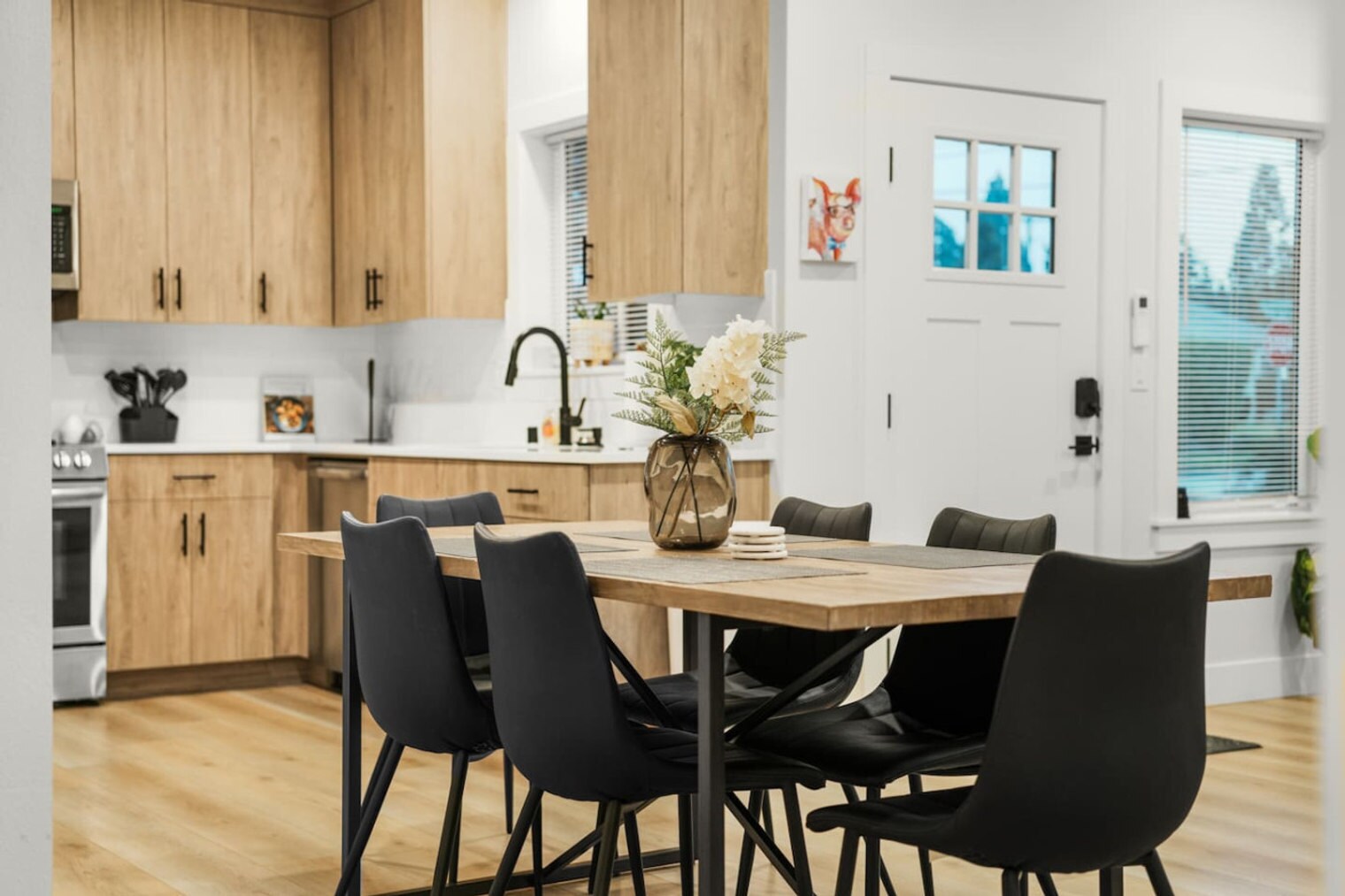 Building Photo - 3505 NE Creston Ave