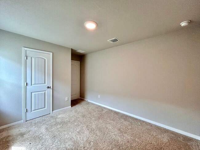 Building Photo - 13613 Rebecca Latimer Rd