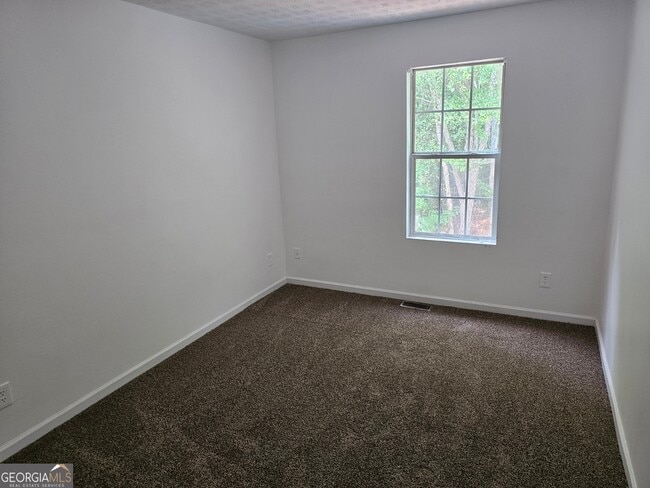 Building Photo - 5821 Strathmoor Manor Cir