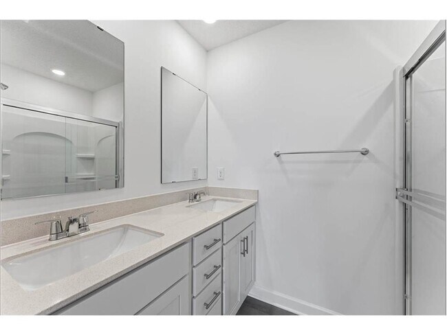 Building Photo - 15011 Adare Way