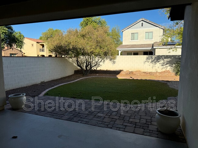 Building Photo - 20900 W Hamilton St