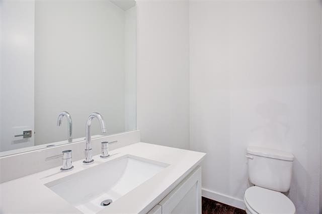 Building Photo - 2180 Bennett Ave