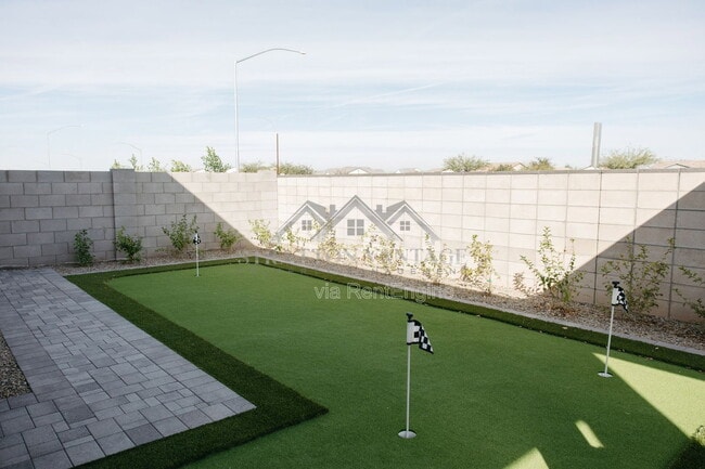 Building Photo - 10262 E Utah Ave