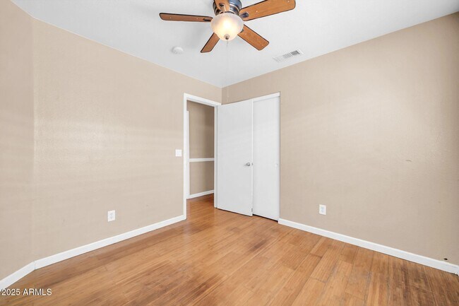 Building Photo - 8544 W Cherry Hills Dr