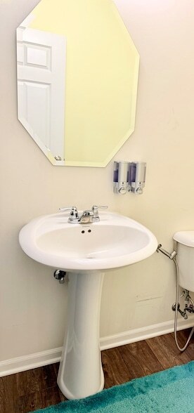 Building Photo - 2995 Madison Dr