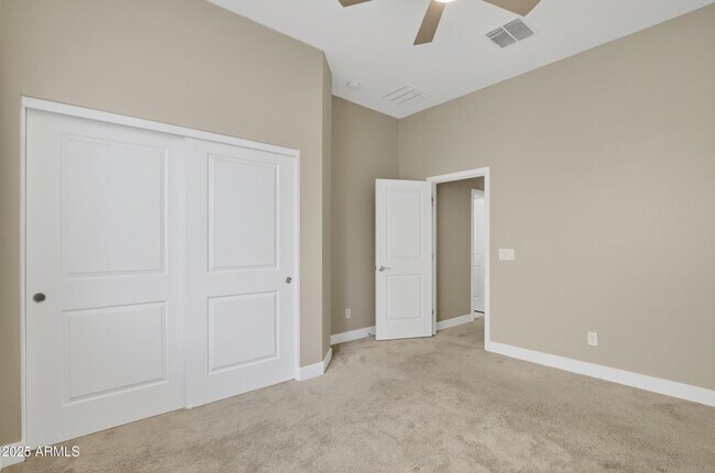 Building Photo - 3405 S 183rd Dr