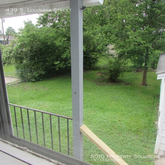 3BD/1BA House HUD accepted 439 S Louisiana St Cape Girardeau MO 63703