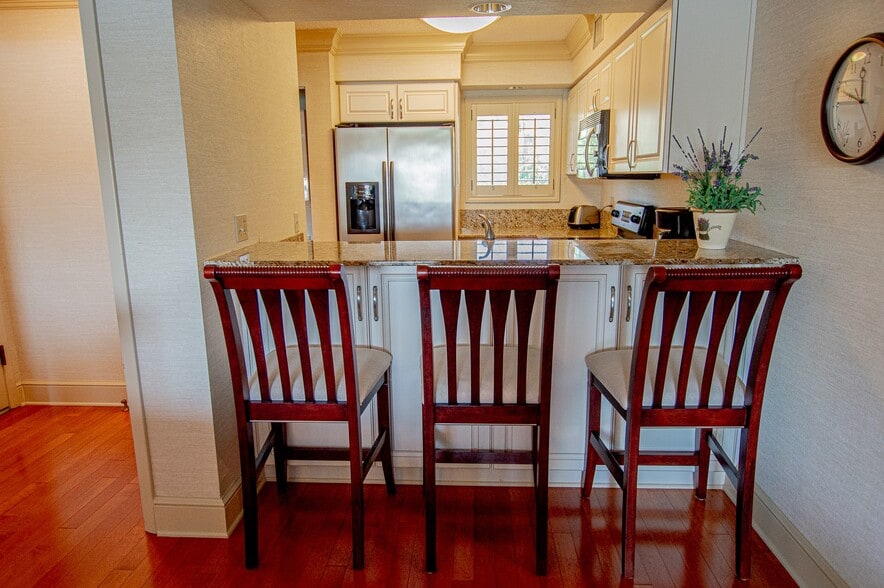 Building Photo - 29200 Bay Hollow Dr