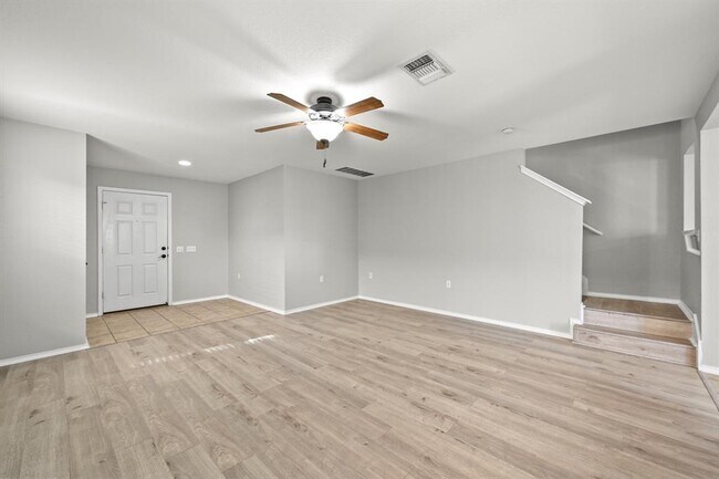 Building Photo - 9016 Stambourne St