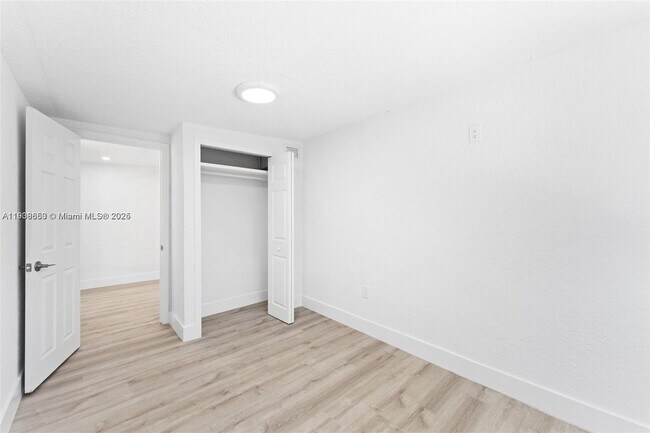 Building Photo - 3161 SW 27th Ln