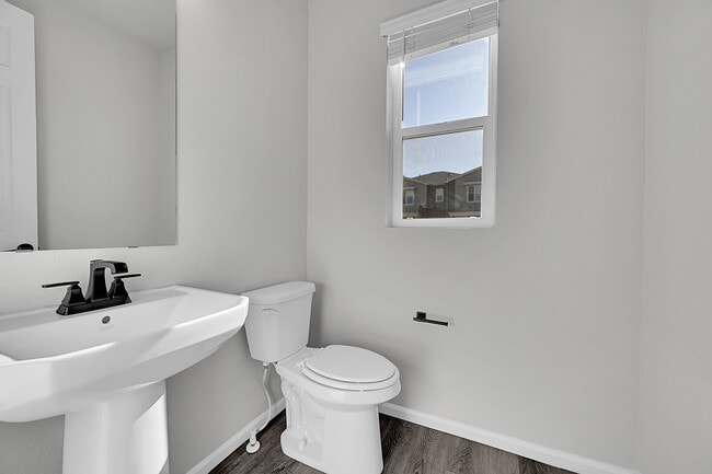 Building Photo - 5319 Spalding Pl