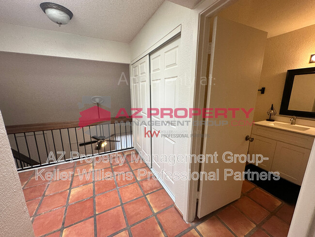 Building Photo - 7338 N 44th Ave