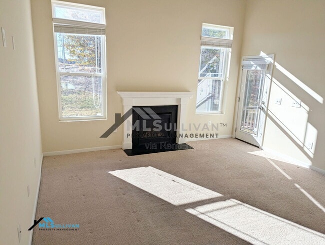 Building Photo - 5454 Jessip St