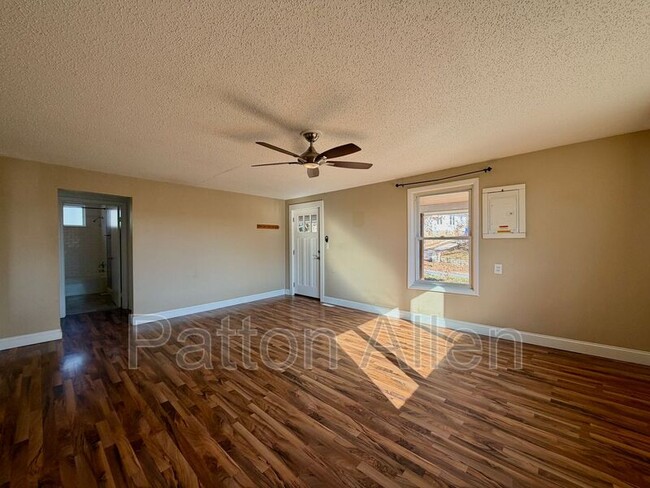 Building Photo - 135 Michigan Ave