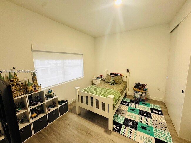 Building Photo - 1312 NW 3rd St