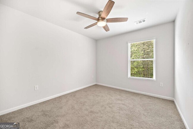 Building Photo - 6710 Corryton St