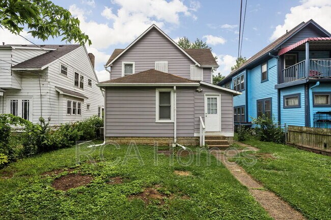 Building Photo - 418 N Drexel Ave