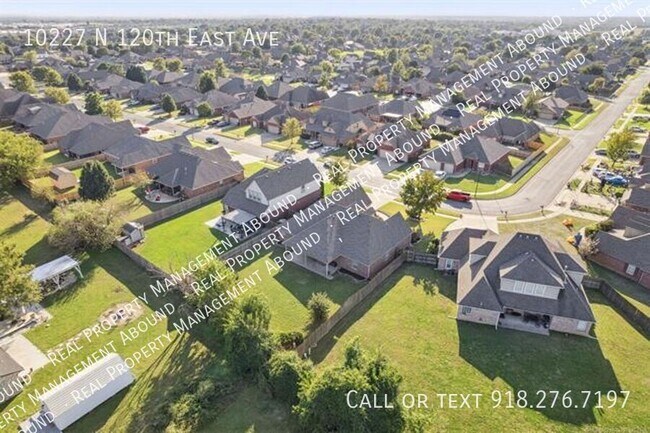 Building Photo - 10227 N 120th E Ave