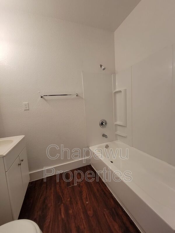 Building Photo - 1111 Gibbs