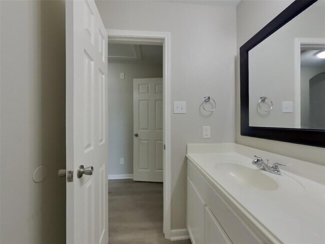Building Photo - 4123 Pedernales River Ln