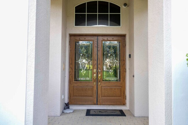 Building Photo - 8543 La Isla Dr