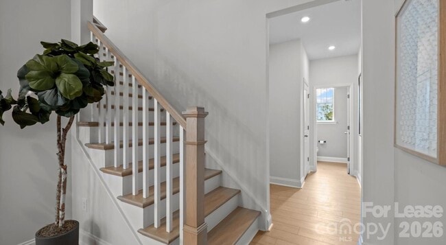 Building Photo - 17112 Birchwood Farm Rd