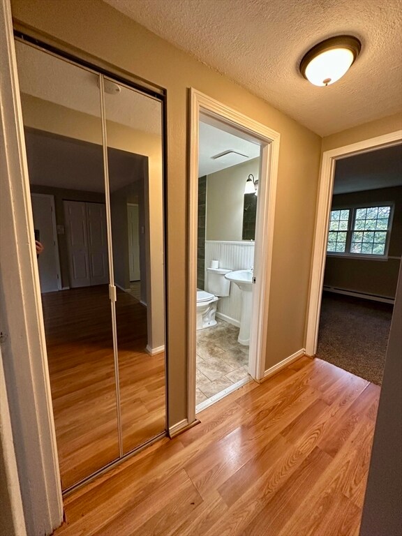 Building Photo - 7 Maple Crest Cir