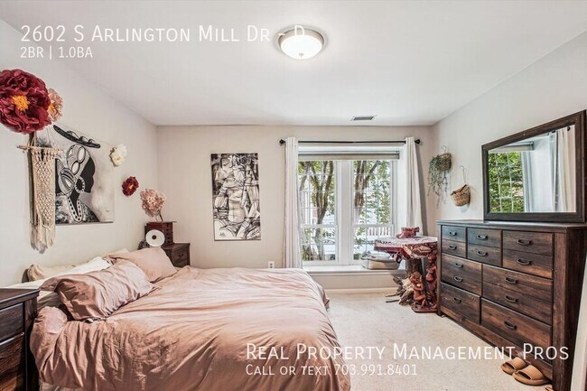 Building Photo - 2602 S Arlington Mill Dr