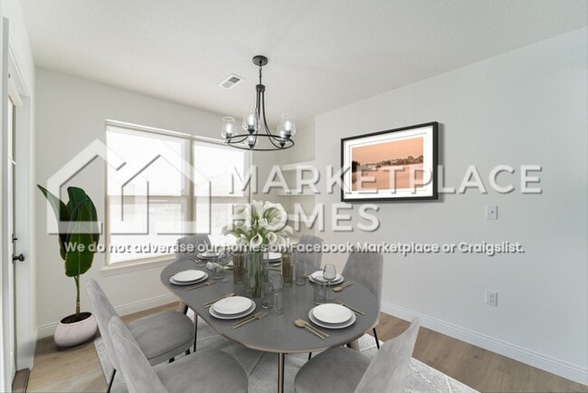 Building Photo - 2520 Lawton Dr
