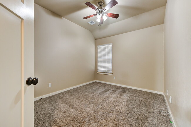 Building Photo - 2300 Bretford Way