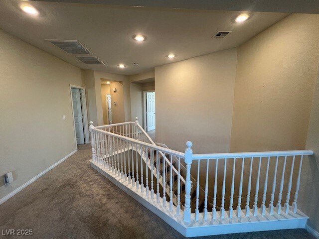 Building Photo - 18 Blue Valley Dr