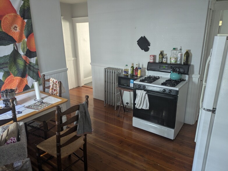 Kitchen/Dining Room - 1 Hathorne Cres