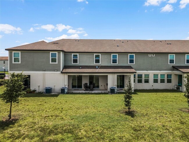 Building Photo - 15691 Willow Arbor Cir