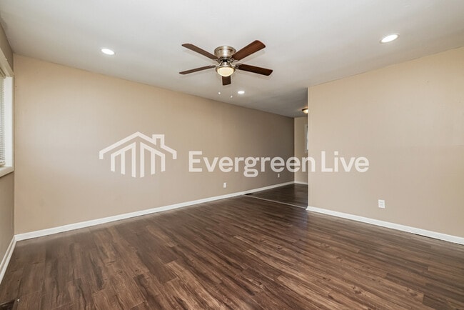 Building Photo - 5090 Altrim Rd