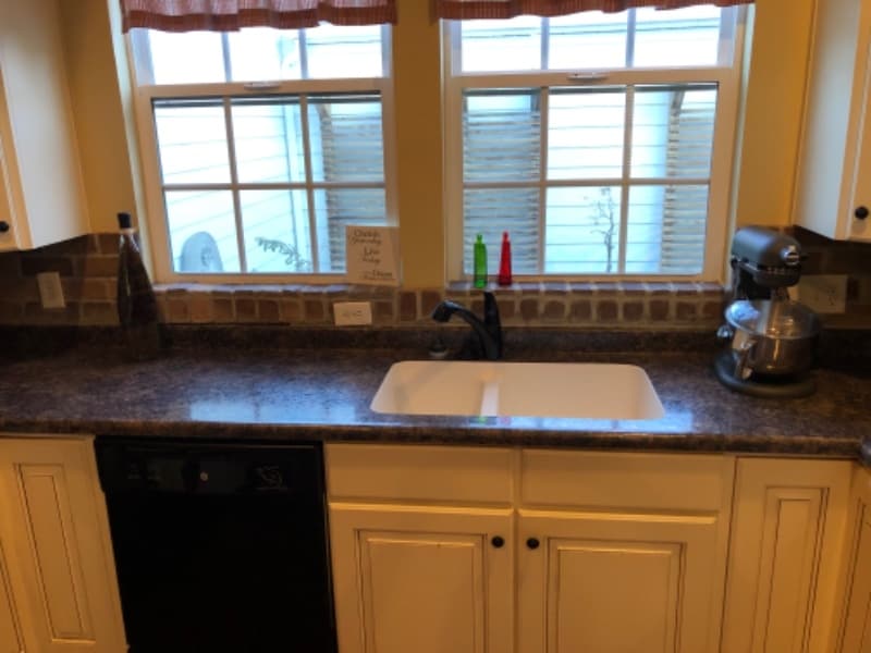 Building Photo - 10389 Rubicon Rd