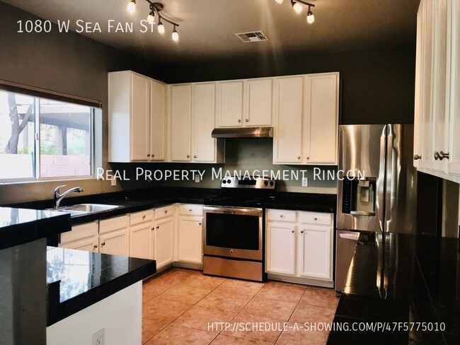 Building Photo - 1080 W Sea Fan St