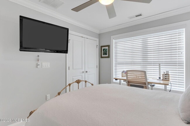 Building Photo - 12 4th St