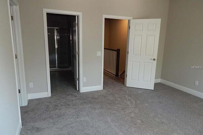 Building Photo - 7836 52nd Terrace E