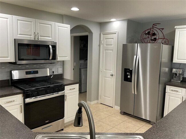 Building Photo - 532 Dolcetto Dr