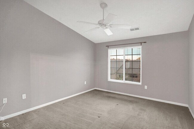 Building Photo - 239 Legends Creek Way